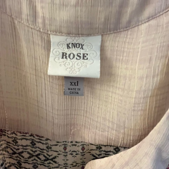 Knox Rose Beige and Gray Patterned Tank Top - Picture 2 of 4